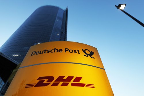 Die Deutsche Post DHL bietet Kunden ab sofort einen praktischen Service an. Über die neue Stoßzeitenanzeige können diese jetzt vor dem Besuch einer Filiale einsehen, wie stark die Standorte zu einer bestimmten Zeit frequentiert sind.