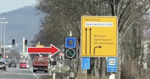 Kreis mit gebogener Linie: Seltenes Verkehrszeichen hat eine wertvolle Botschaft