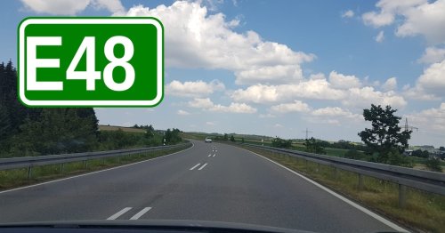 Grüne E-Schilder auf Europas Straßen: Das steckt hinter den Verkehrszeichen