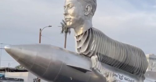 Elon Musk reitet auf Rakete: Was steckt hinter dieser geschmacklosen Skulptur?