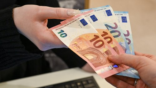 Zwei Einkommen aufs Konto kriegen: Viele Bürger können sich Tausende Euro sichern