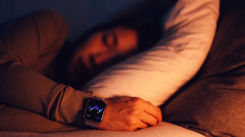 Herzfrequenz beim Schlaf: Mit diesen Pulswerten liegen Sie im Normalbereich
