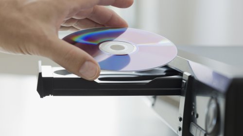 DVD-Sammlung wird unbrauchbar: Zerstörerische Krankheit befällt alte Discs