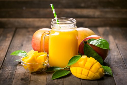 Glas-Trick: Wie Sie Mangos in 10 Sekunden schälen