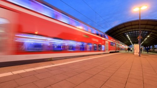Extra-Züge und zusätzliche Fahrten: Deutsche Bahn bereitet sich auf Ansturm durch 9-Euro-Ticket vor