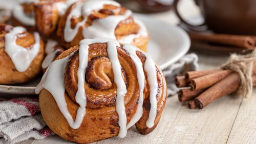 Zimtschnecken in der Heißluftfritteuse backen: So werden sie richtig saftig und luftig