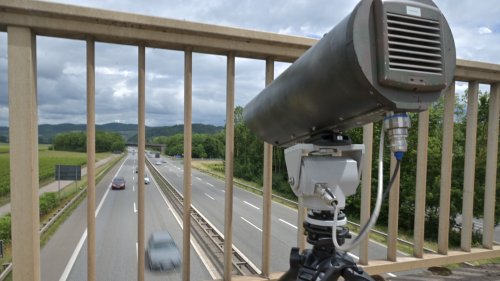 Große Neuerung bei Blitzern: Erstes Bundesland führt umstrittene Technik ein