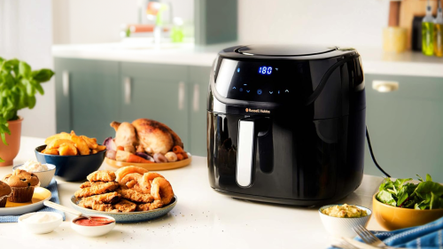 Die ist so riesig: XXL-Heißluftfritteuse von Russell Hobbs so günstig wie zum Black Friday