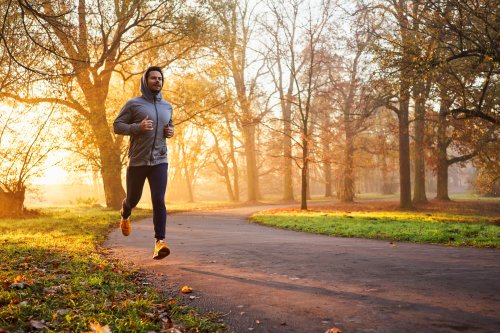 Frühmorgens joggen: Diese 5 fatalen Fehler machen Ihr Training unnötig schwer