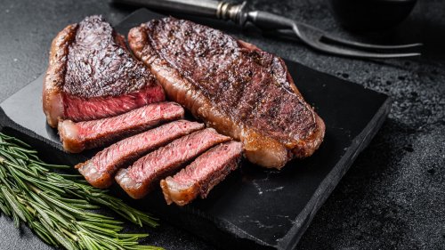 The Salting Mistake That Prevents A Satisfying Crust On Steak