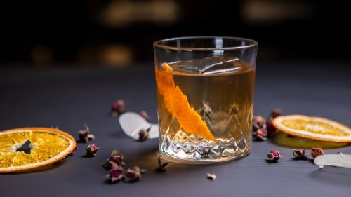 The Cocktail That Reinvents The Old Fashioned With A Sweet And Smoky Twist