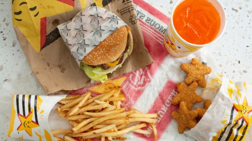This Is The Best Burger You Can Order At Carl's Jr.