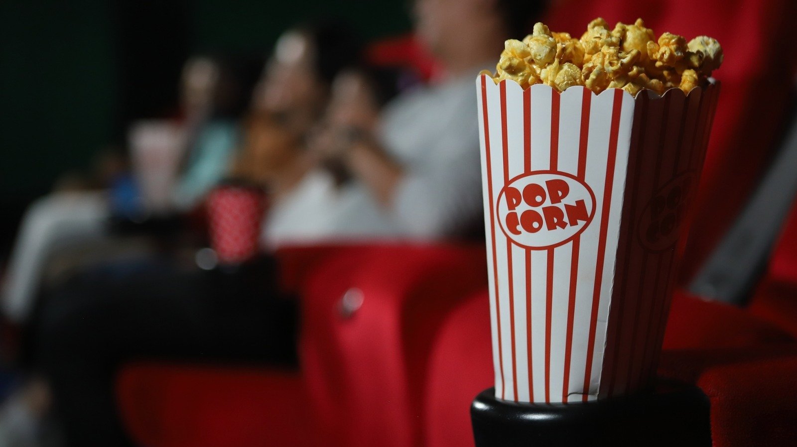 This Popcorn This Is Why Movie Theater Popcorn Is Always So Much Better Than ...