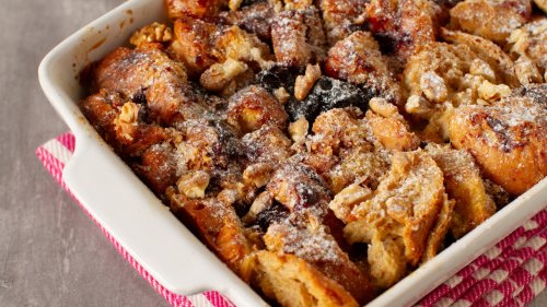 The Crucial Step That Infuses Bourbon Bread Pudding With More Flavor