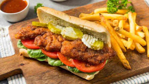 Ditch The Tartar Sauce — Fried Fish Sandwiches Are Better With This Spread
