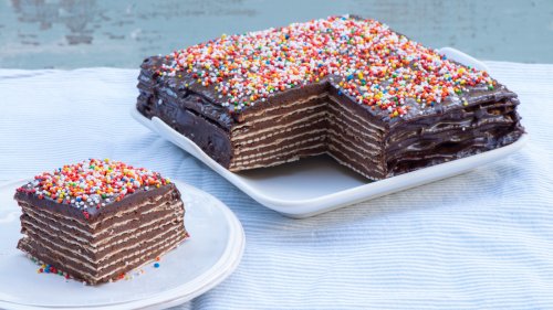 Build The Ultimate Passover Chocolate Cake With Coffee-Soaked Matzo