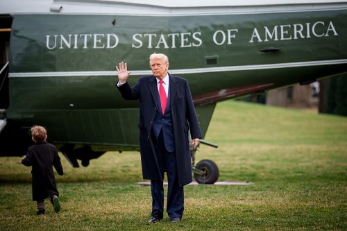 Trump admin. considers military buffer zone at border, enhanced penalties for illegal migrants
