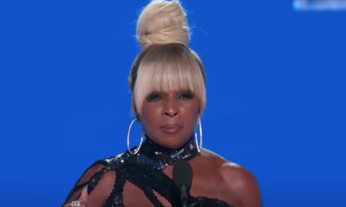 Mary J. Blige credits God for her success as she accepts Billboard Music Icon Award