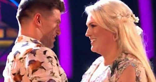 Strictly fans in love with Aljaz's message to Sara as dance ends