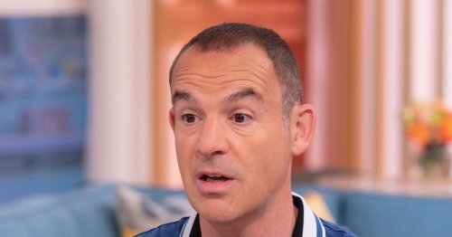 Martin Lewis warns of mobile roaming data mistake that could cost Brits abroad