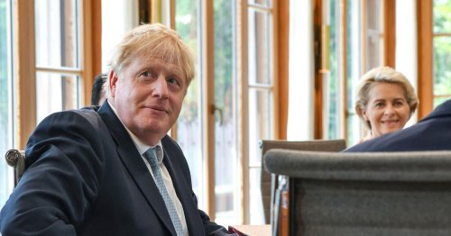 Boris Johnson says 'no point' in giving public workers inflation pay rise