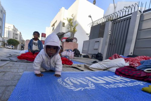 Tunisia intercepts more than 200 migrants to Europe