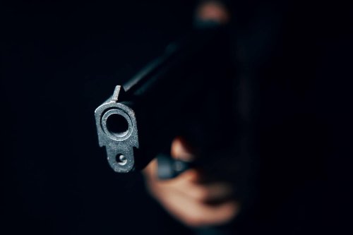 Man baited out of almost R200k and bakkie in sale scam