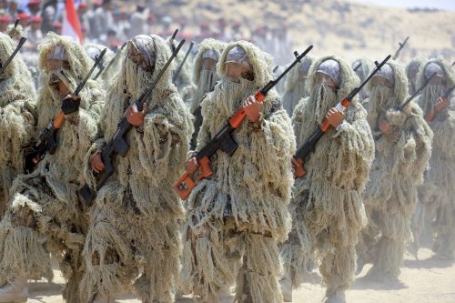 10 Yemeni troops killed as new fighting clouds peace efforts