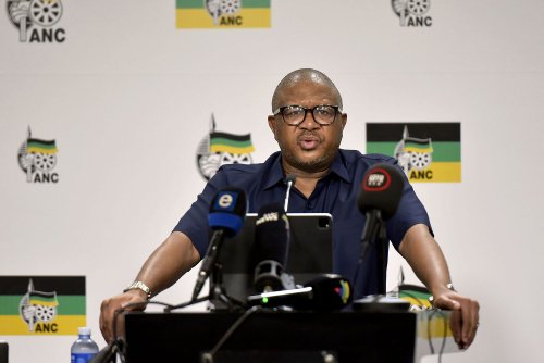 Mbalula’s 30% for 2024 ‘a deliberate scare tactic to rally ANC leaders to unite’