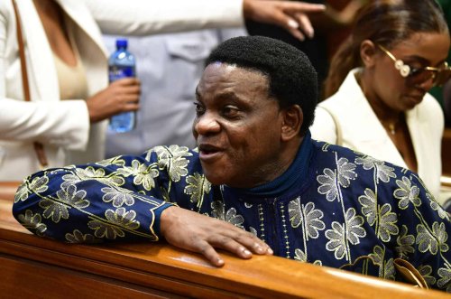 Timothy Omotoso released from custody as deportation halted