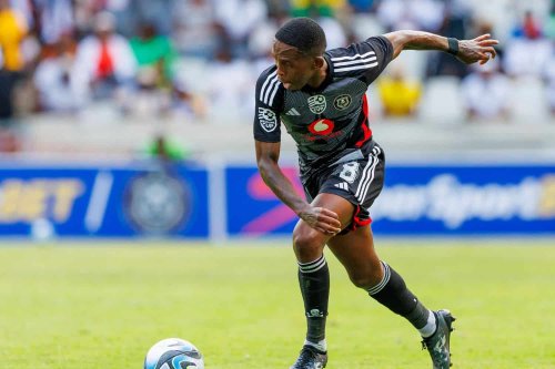 Pirates midfielder set for contract extension