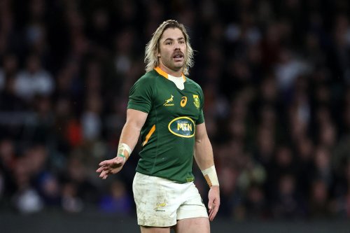 WATCH: Only Bok Faf de Klerk can pull off this hair flick