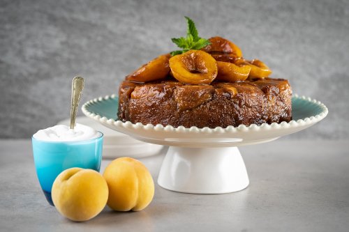 Saturday treat: Juicy peach upside-down cake