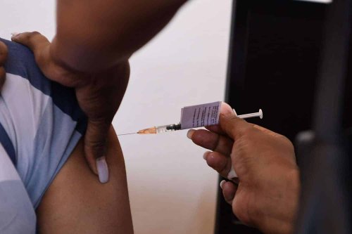 Experts attribute vaccine hesitancy to the government’s poor communication