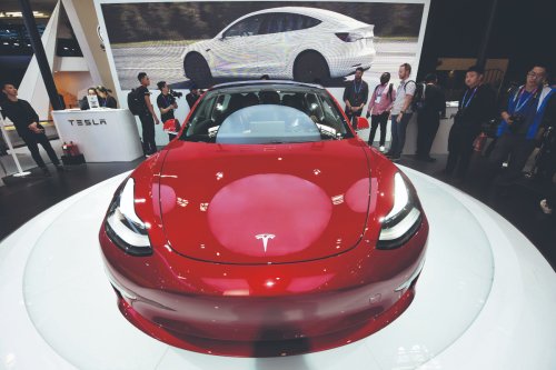 ‘Code red’ for Tesla as Musk’s firm stalls ahead of key earnings