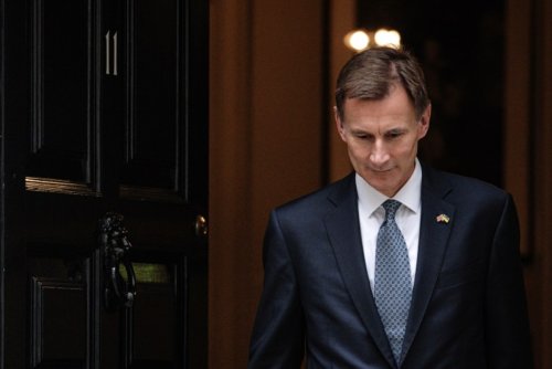 Jeremy Hunt piles pressure on pension funds to back British firms in fresh City shake-up