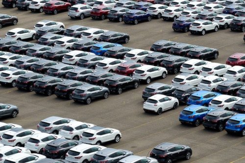 Motor finance: Lloyds and Close Brothers shareholders await landmark hearing