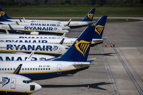 Ryanair to buy green aviation fuels from Shell but 2030 target remains unsure