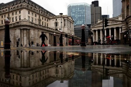 Bank of England official compares crypto crash to dotcom bubble