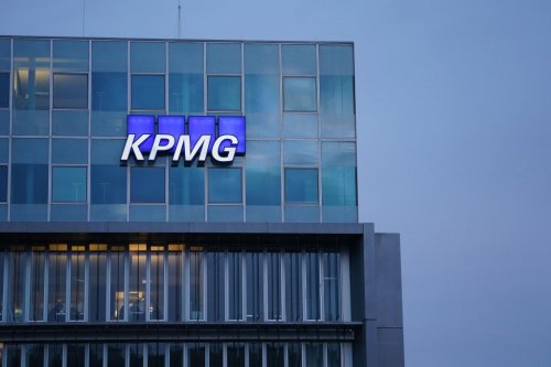 KPMG revenues soar to £2.72m as chief rules out split and heralds 'multi-disciplinary approach' as necessary to help with client 'complexity'