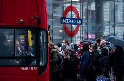Sadiq Khan to review bringing London buses into public ownership