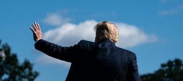 Bar-a-Lago: Facebook to review Trump ban