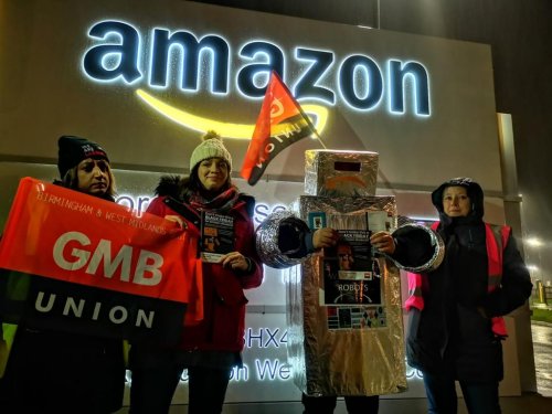 amazon-warehouse-workers-accuse-tech-giant-of-dirty-tricks-as-staff