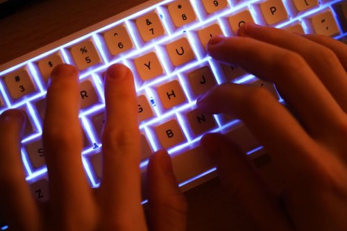 Online safety makes return as concern over fraud adverts mount