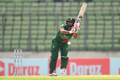 Former Bangladesh captain Tamim suffers heart attack during match
