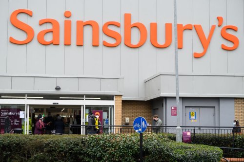 Sainsbury’s to cut 1,500 jobs and invest in automation to reduce costs by £1bn
