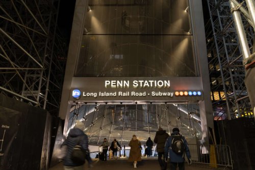 Opinion: Penn Station is Being Derailed by Washington