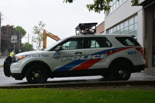 Toronto magic mushroom dispensaries targeted in city-wide shootings in last 3 nights
