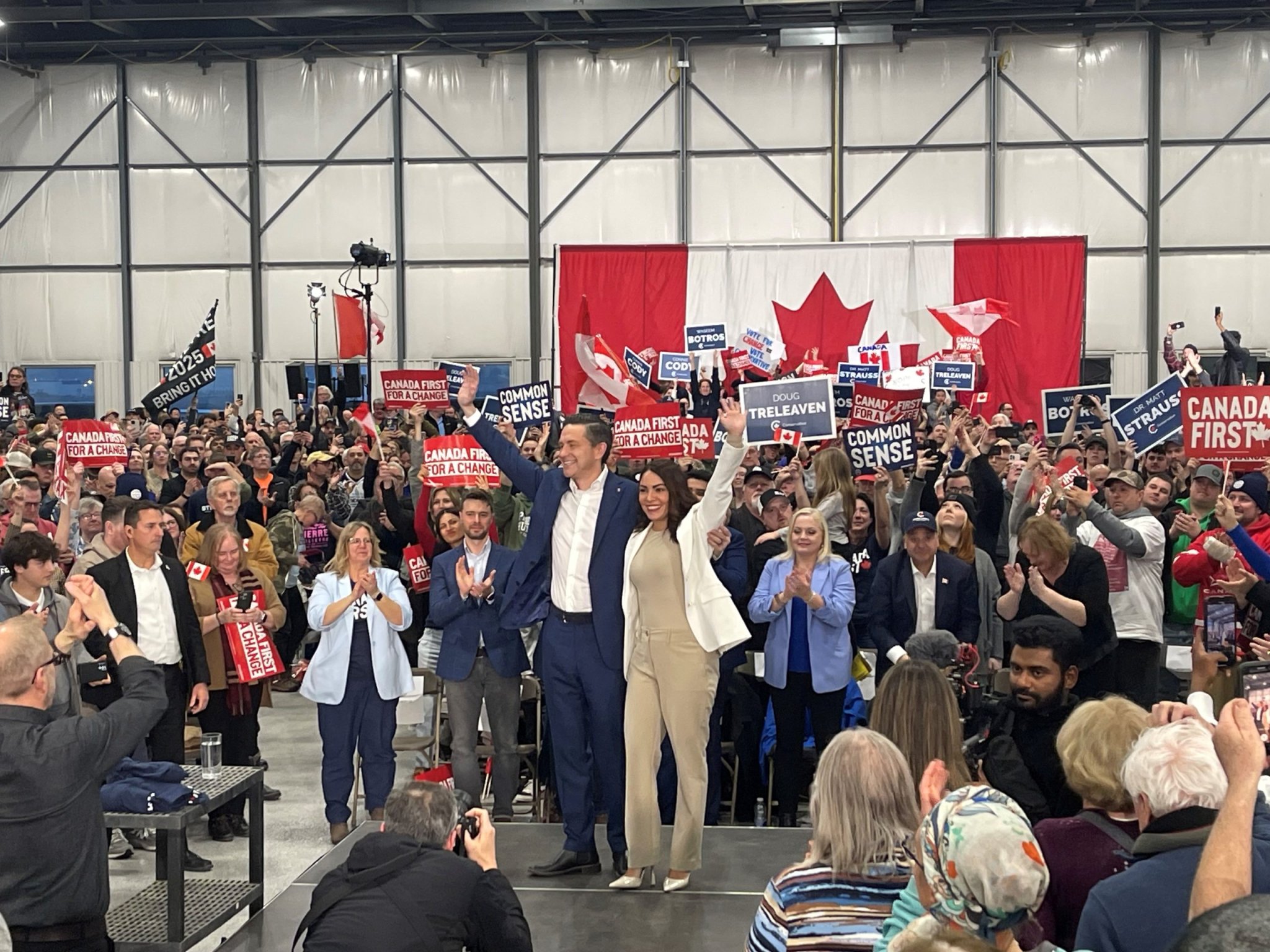 Conservative leader Pierre Poilievre makes campaign stop in Waterloo Region