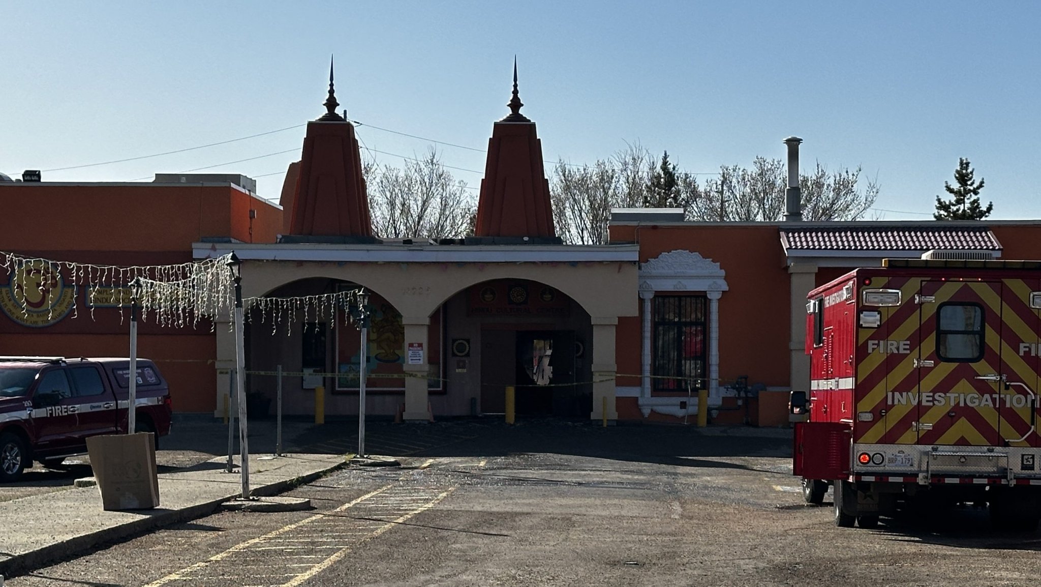 Fire breaks out at Hindu Society of Alberta in north Edmonton
